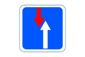 Дорожный знак «Главная дорога»   		