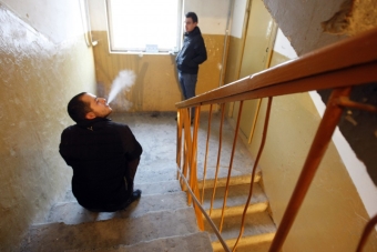 Штраф за курение при входе в жилой дом