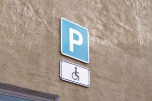 Знак парковки для инвалидов: зона покрытия