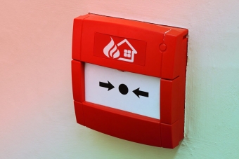 Автоматические устройства противопожарной защиты (АПЗ) в многоквартирном доме