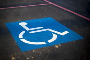 Штраф за парковку на территории для инвалидов