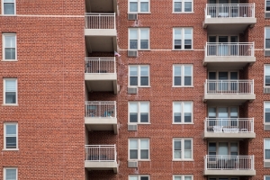 Как юридически объединить две квартиры в одну?