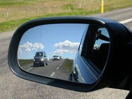 Автомобильные зеркала как часть контроля дорожного движения. Выбор и заказ запасных частей